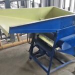 High Speed Fresh Chili Pepper Hole Making Machine