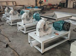 Automatic Continuous Tooth Disc Chili Powder Grinder with Cyclone Collector Automatic Continuous Tooth Disc Chili Powder Grinder with Cyclone Collector